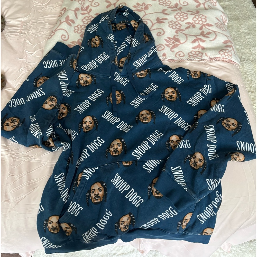 Snoop dog sweatshirt